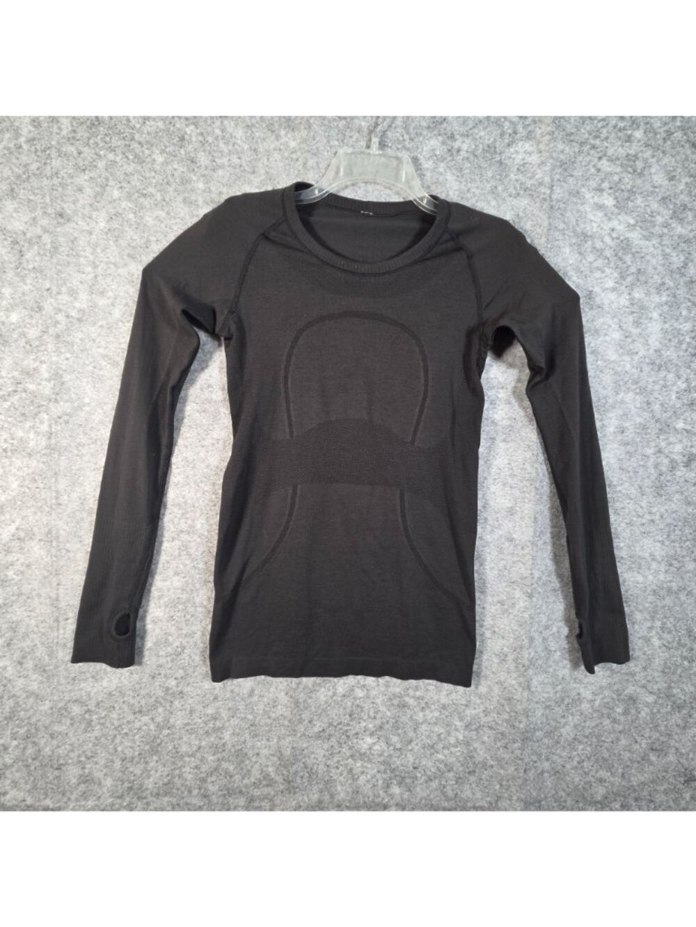 Lululemon Black Seamless Long Sleeve Compression Top Thumbholes Athletic Activew - Picture 2 of 10